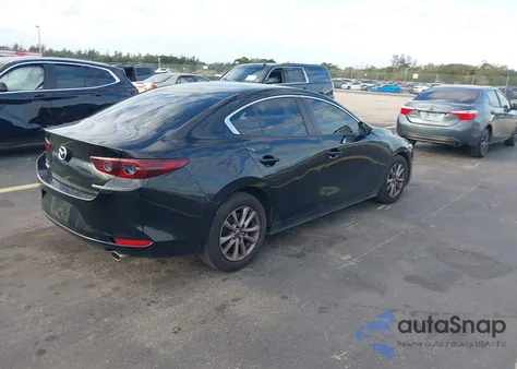 2021 Mazda Mazda3 2.5 S z USA, uszkodzony, nr VIN 3MZBPAAL7MM204894
